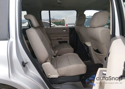 2010 Ford Flex Se z USA, uszkodzony, nr VIN 2FMGK5BC8ABA99059